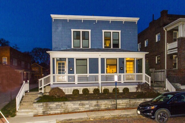 Foto del edificio - 122 Wilber Ave
