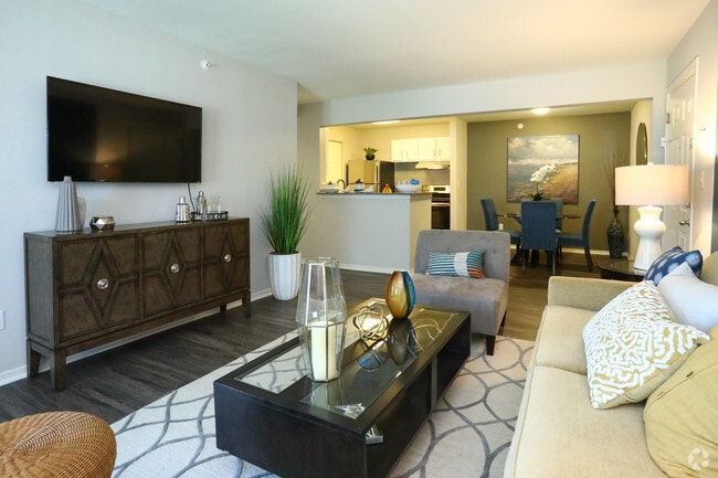 Open Concept Floor Plan | The Villas at Main Street | Ann Arbor Apartments - The Villas at Main Street