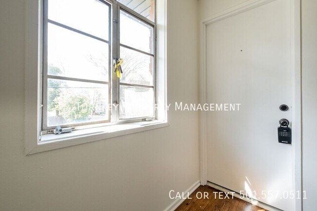 Foto del edificio - 619 Sherman St