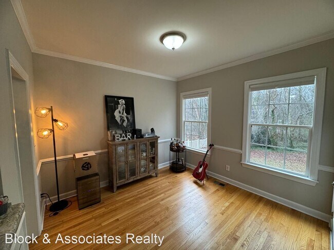 Foto del edificio - 3 br, 2 bath House - 605 Coley Farm Road