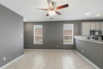 Building Photo - 7422 French Quarter Ct