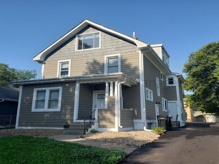 519 S Duluth Ave Unit 5, Sioux Falls, SD 57104 Apartment for Rent in Sioux Falls, SD