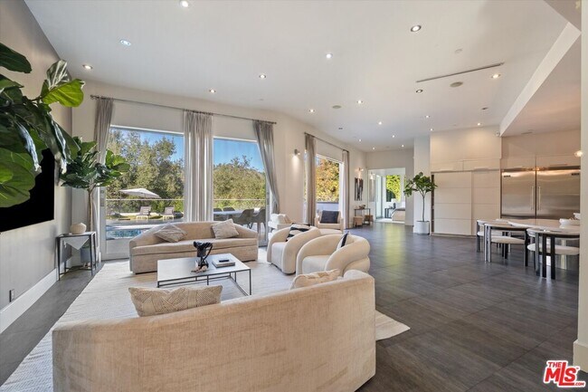 Foto del edificio - 2666 Hutton Dr