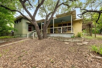 Building Photo - 1227 Hillside Ave