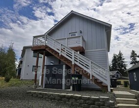 Building Photo - 411 Eddy Ct
