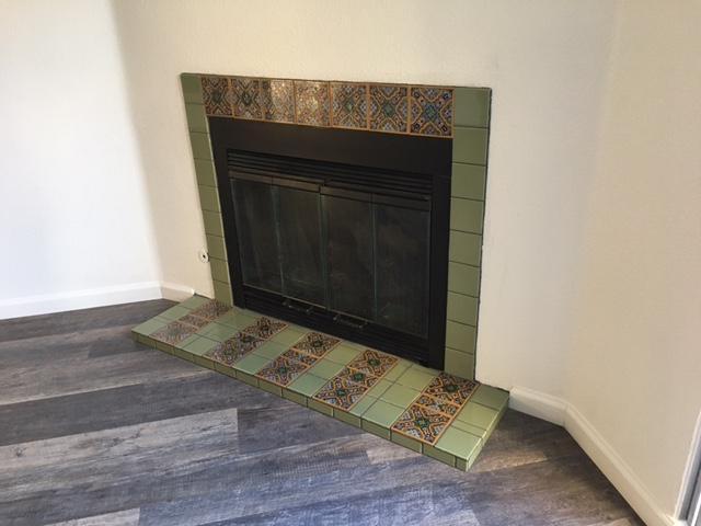 Chimenea de leña - 1517 Grandon Ave