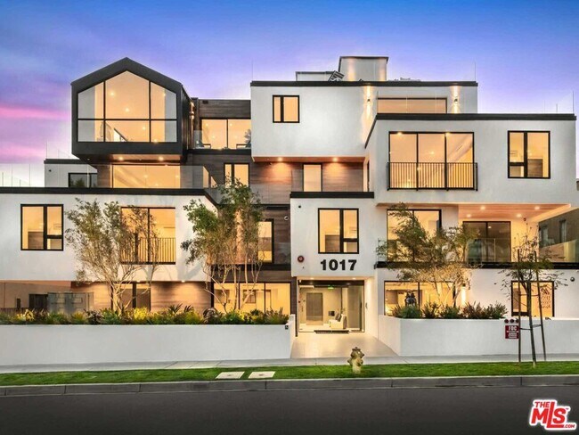 Foto del edificio - 1017 Croft Ave