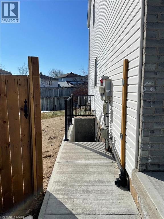 Building Photo - 48 White Sands Ct