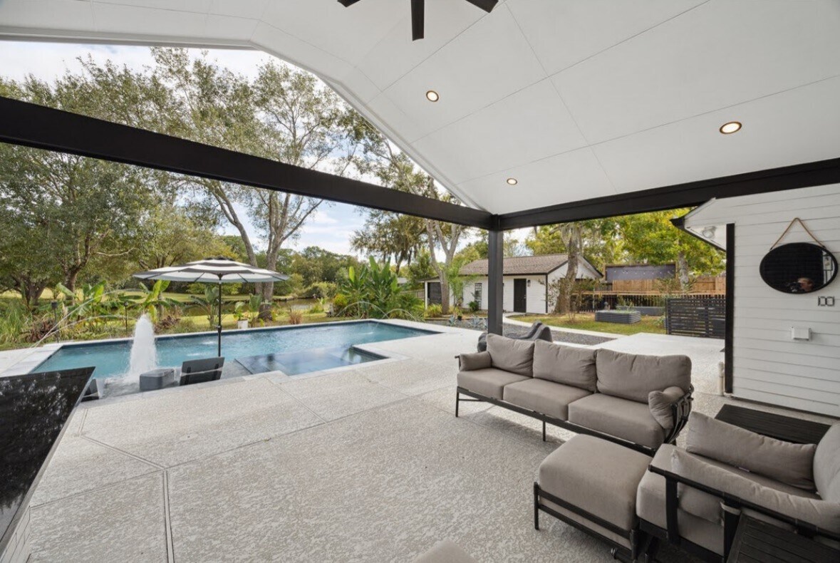 Foto principal - 205 W Bayou Dr