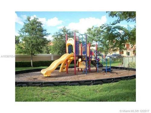 Building Photo - 5846 Siena Ln
