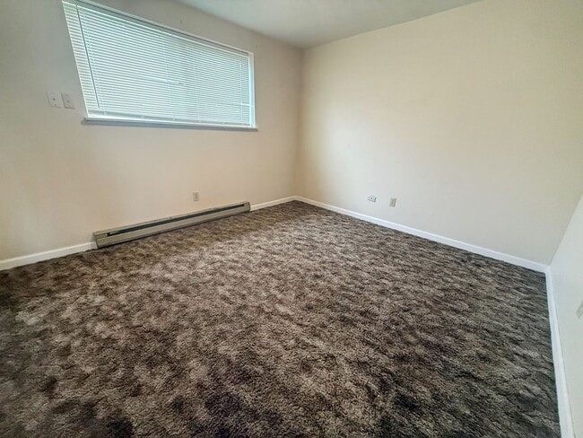 Building Photo - 4854 - Ladd Duplex