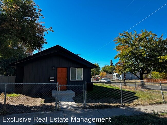 Foto del edificio - 2 br, 2 bath House - 2202 Garden Avenue