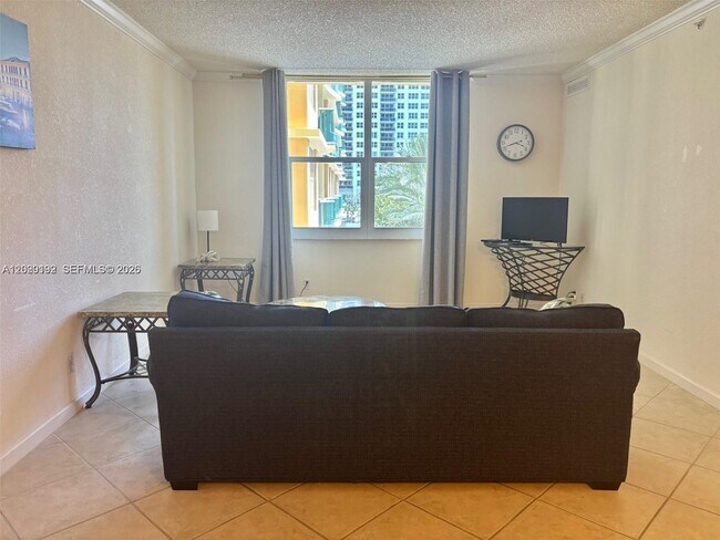 Foto del edificio - 2501 S Ocean Dr