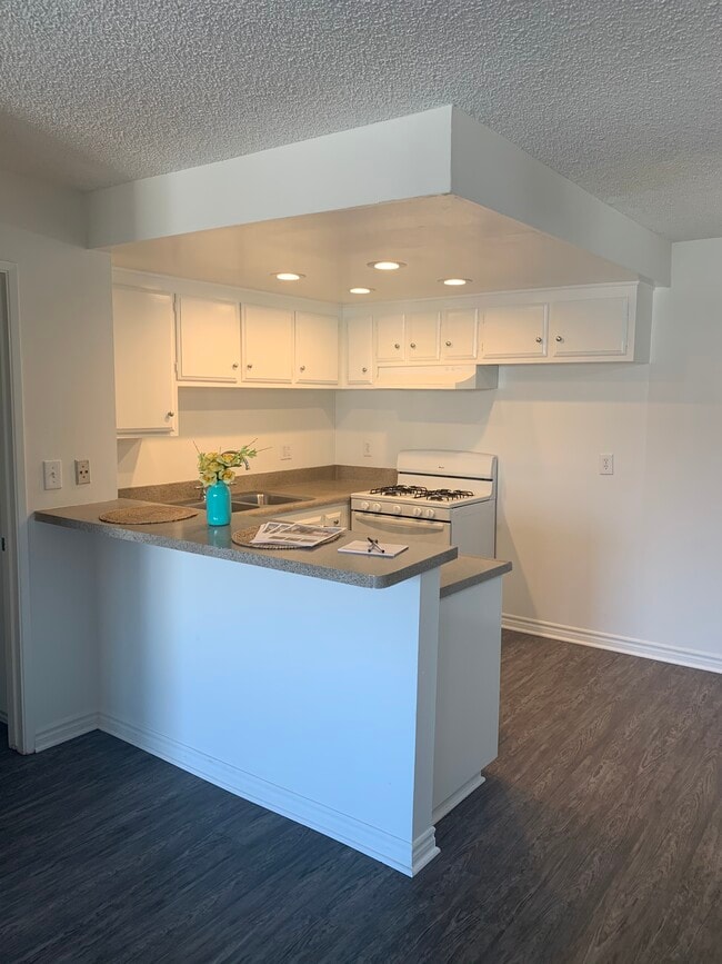Building Photo - Casa Fortin Apartments