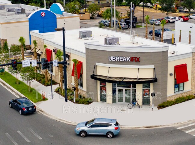 Foto del edificio - 2645 S Orange Ave