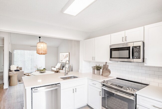 Welleby Lake Club Apartments - 4