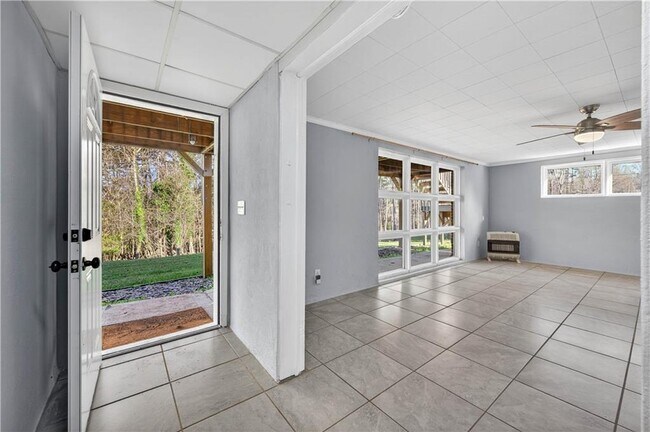 Foto del edificio - 3460 Maynard Cir