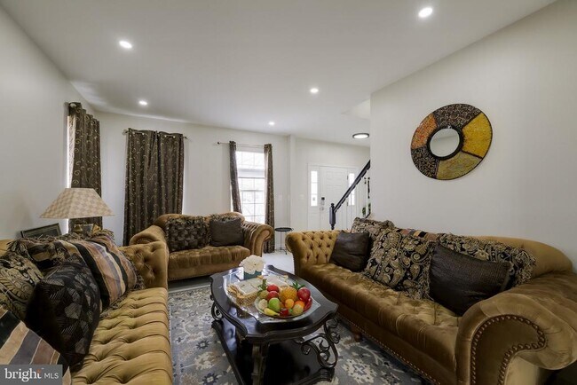 Foto del edificio - 601 Crossover Ct