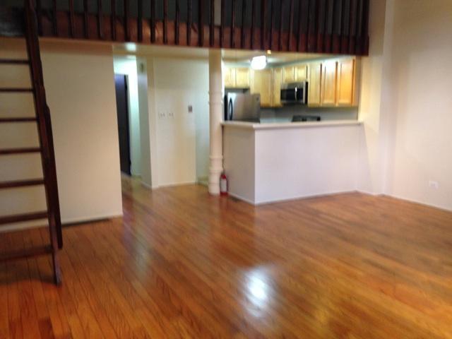 Foto del edificio - 1050 W Dickens Ave