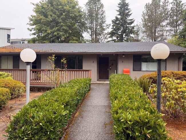 Foto del edificio - 1406 Bellevue Way NE