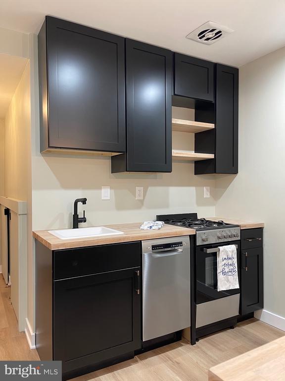 Building Photo - 620 3rd St SW