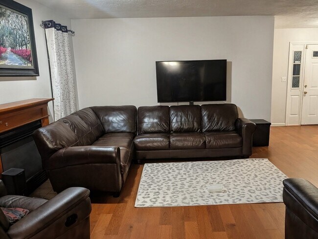 Foto del edificio - 35 Violetwood Cir
