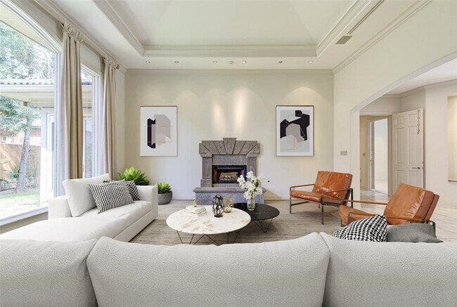 Foto del edificio - 8706 Stable Crest Blvd