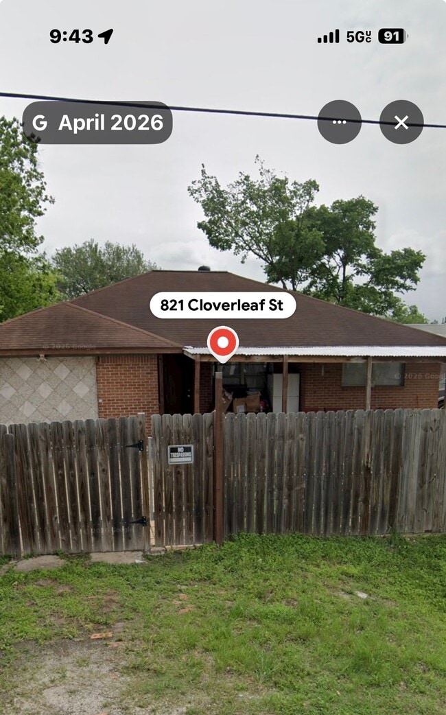 Building Photo - 821 Cloverleaf St