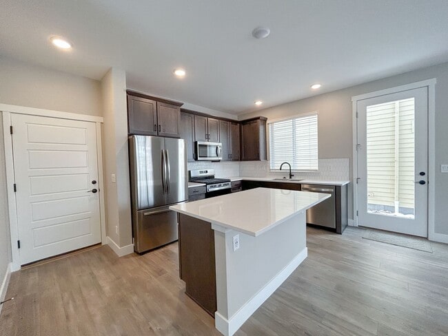 Building Photo - Brookfield Home Available in North Central...