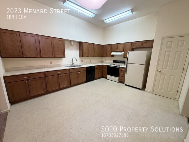 Foto del edificio - 2023 Menard St