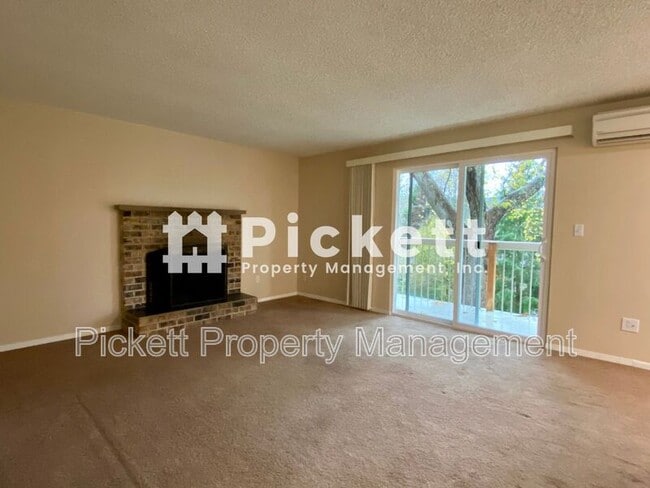 Building Photo - 11660 Schold Rd NW
