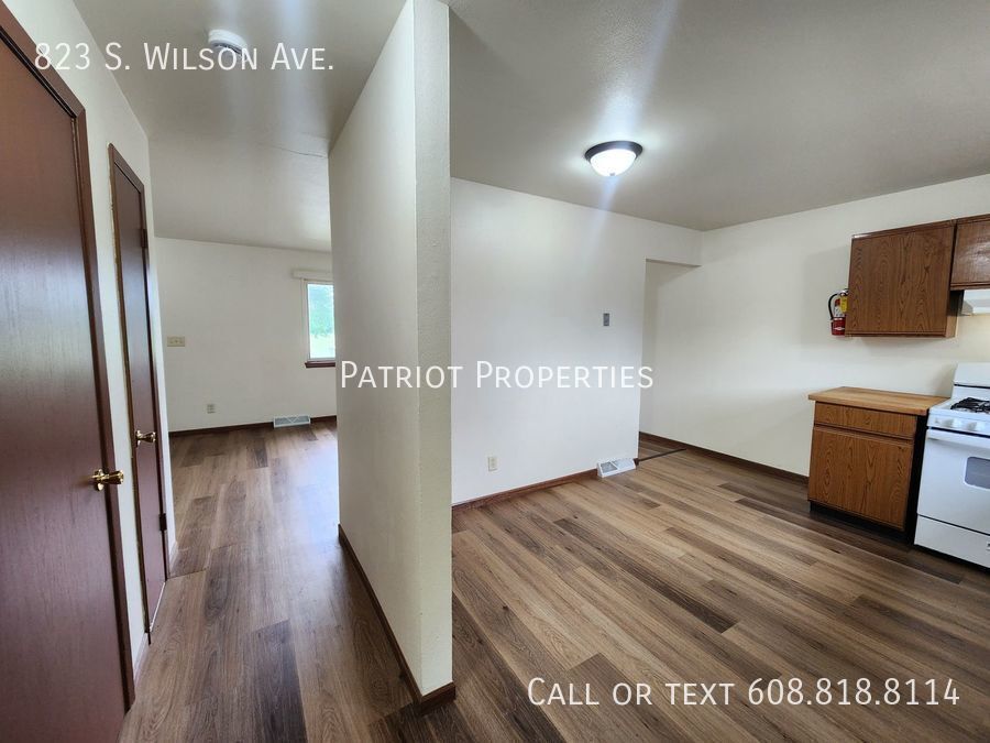 Primary Photo - 3 bedroom/ 1.5 bath Townhome in Hartford, WI