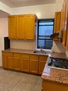 Primary Photo - 425 60th St