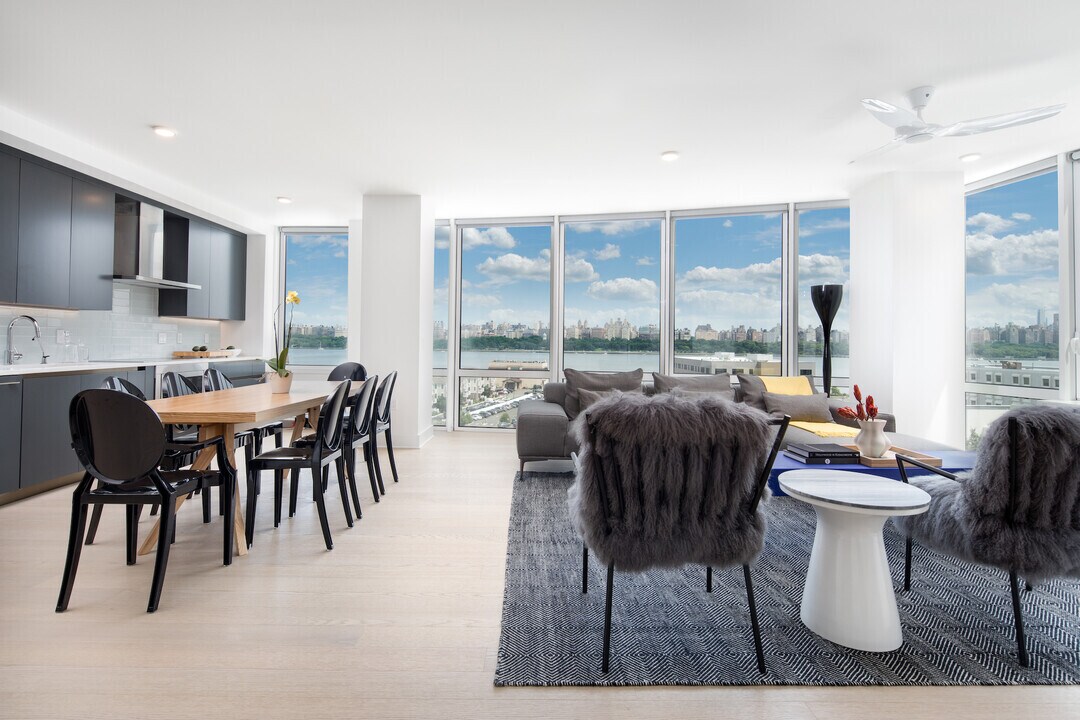 Primary Photo - 7605 River Rd