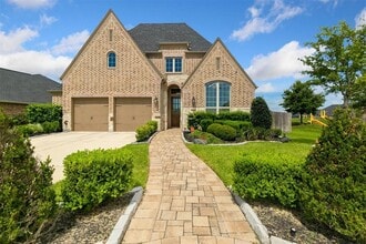 Building Photo - 7831 Lago River Ln