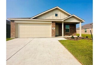 Building Photo - 2206 Mobile St