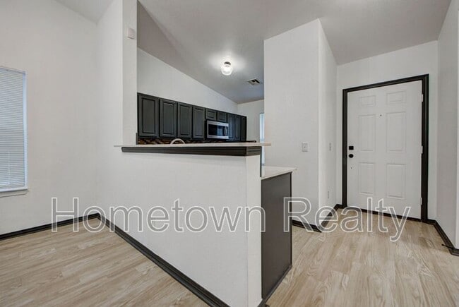Building Photo - 1716 NW 150th Terrace