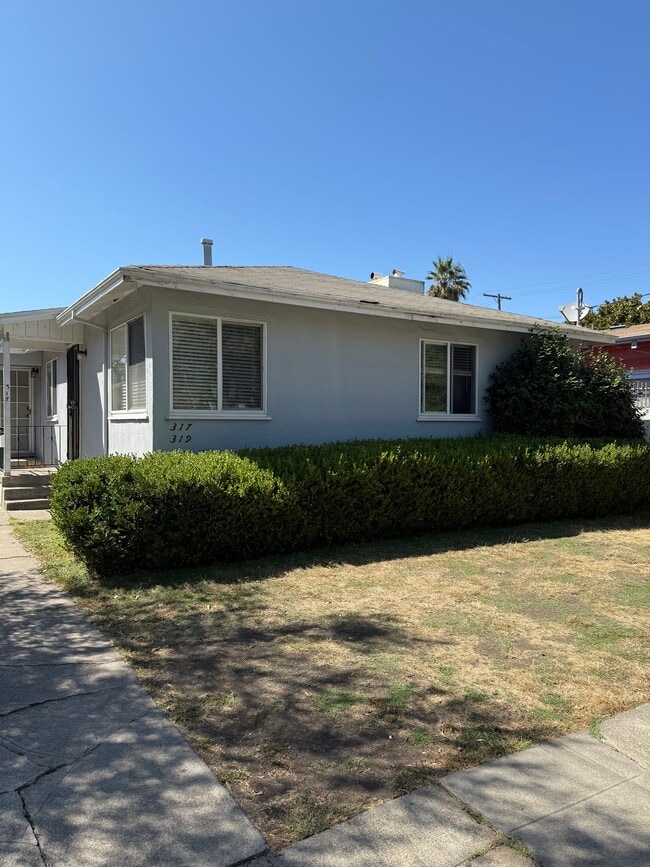 Building Photo - 317 Herma Ct