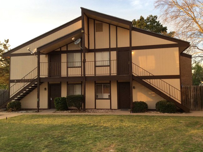 Recently painted - 1508 Overland Dr