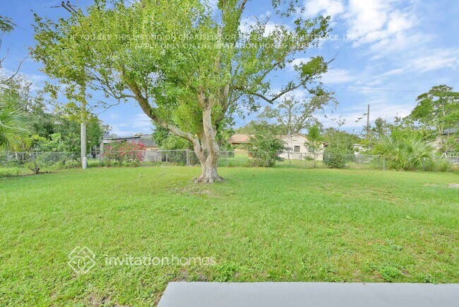 Foto del edificio - 2412 Martinwood Dr