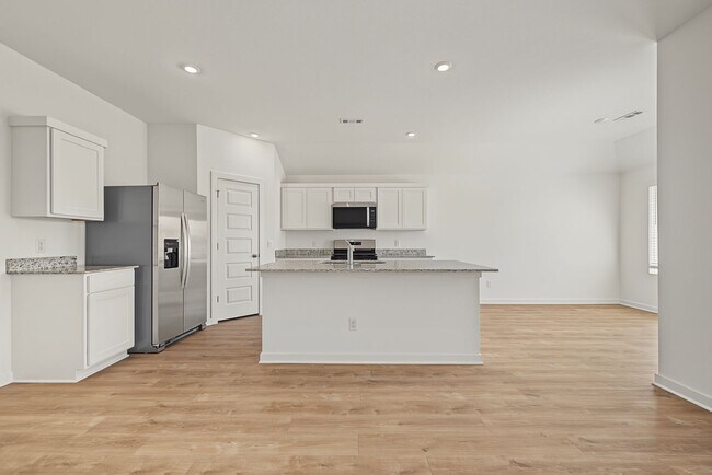 Building Photo - 560 Riggs St