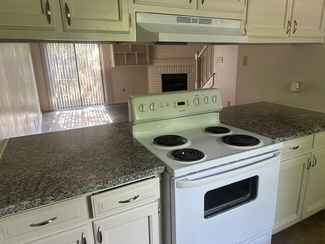 Foto del edificio - 3021 North Blvd