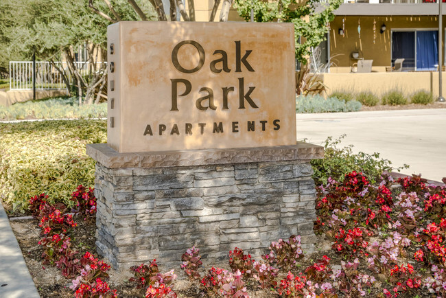 Oak Park (South Bldg)