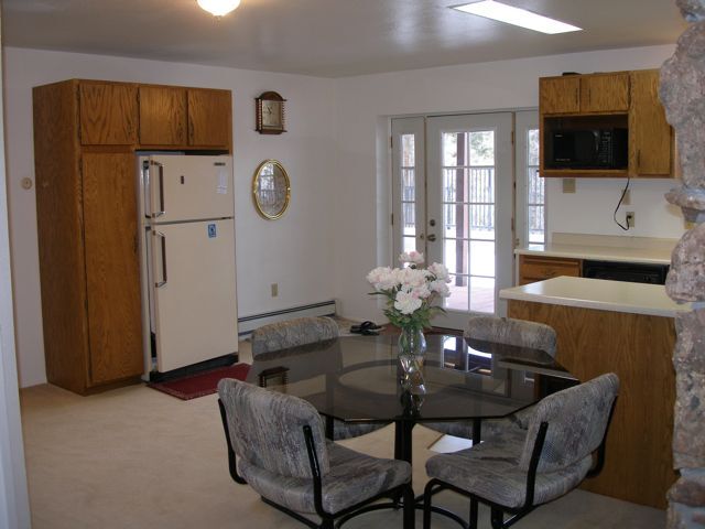 Foto del edificio - 340 Rim Rd