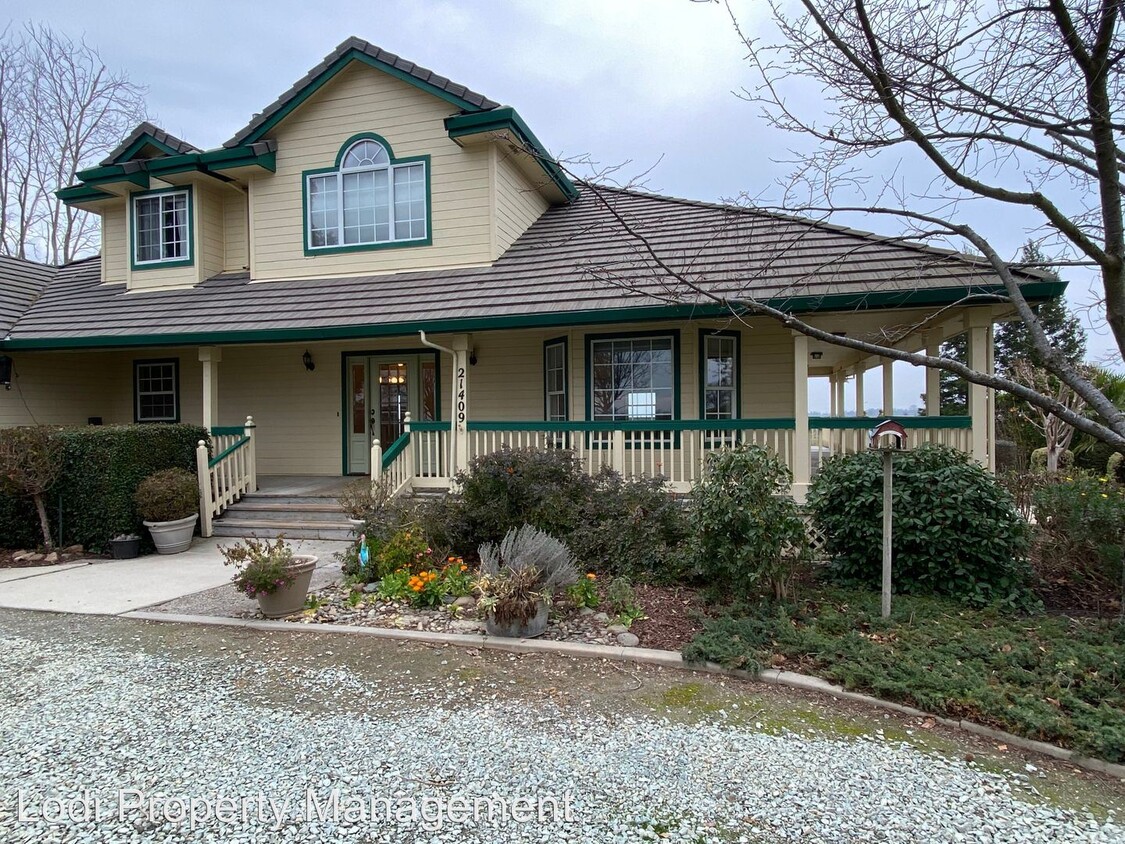 Primary Photo - 4 br, 2.5 bath House - 21409 Highway 12