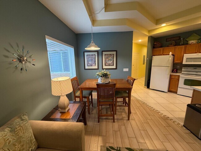 Foto del edificio - 8247 Mulligan Cir