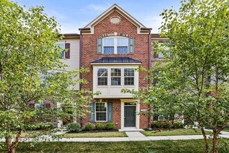 Building Photo - 2923 Glendale Ave