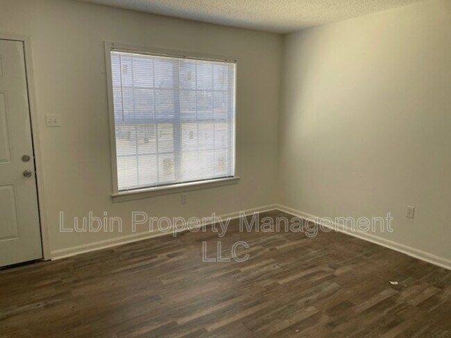 Foto del edificio - 5035 Appleville St