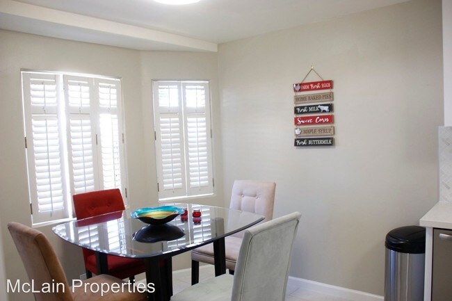 Foto del edificio - 517 S Tremont St