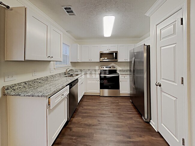 Foto del edificio - 1325 Georgetown Dr